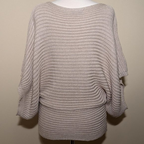 Koby Knit Cream Relaxed Sweater. Medium size. - Picture 1 of 14